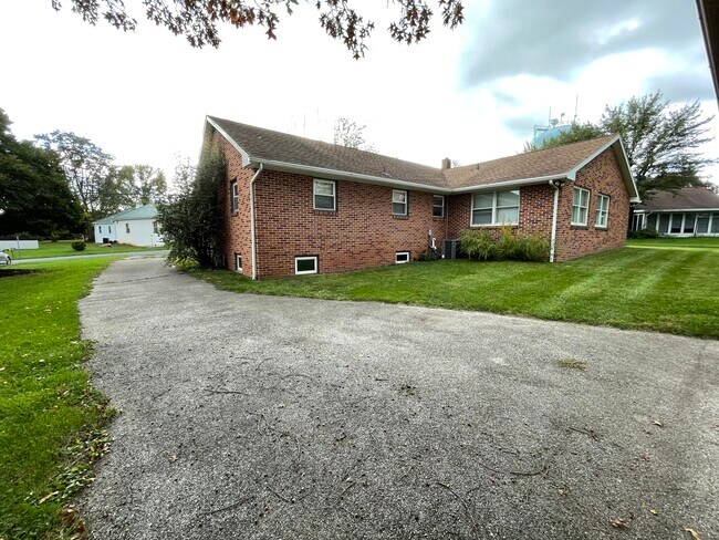 Building Photo - 20 Corriedale Rd