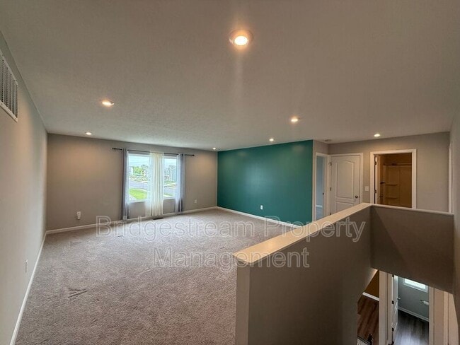 Building Photo - 766 Hunters Run Dr