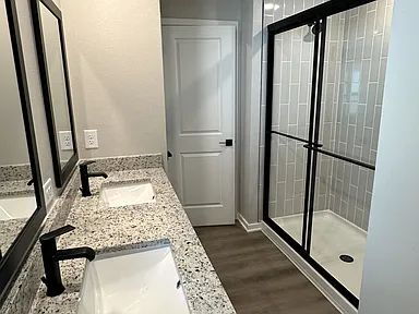 Building Photo - This almost new home is in the beautiful Crossings at Palm River Neighborhood, 5 minutes from 618...
