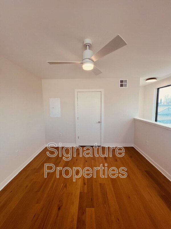 Building Photo - 712 High St