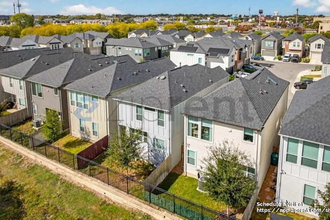 Building Photo - 8851 Oakland Rd