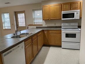 Building Photo - pin00