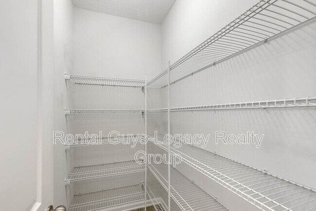 Building Photo - 14743 Rain Lily St