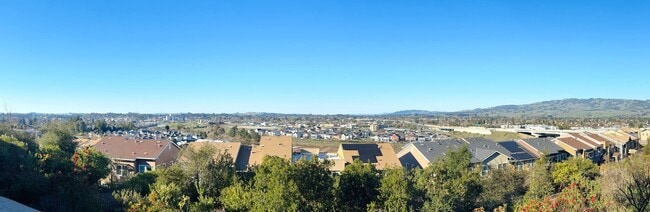 Building Photo - 313 Jacquelyn Ln