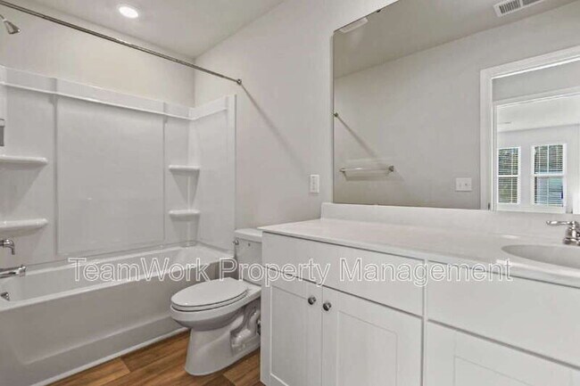 Building Photo - 7926 Triggerfish Way