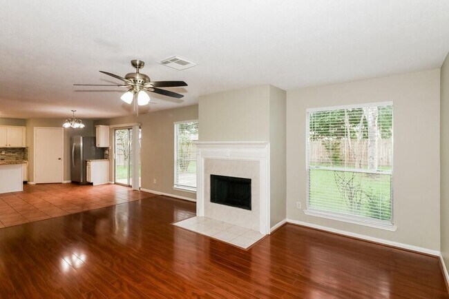 Building Photo - 3807 Wildhawk Dr