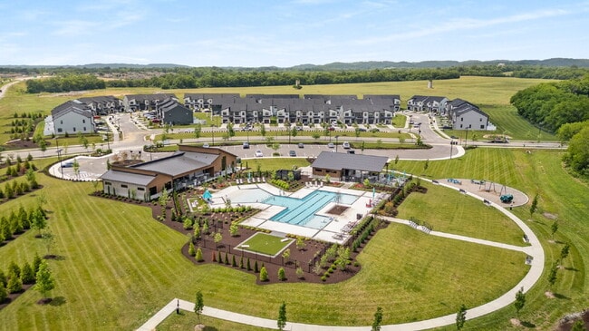 Building Photo - 1121 Riverbrook Dr