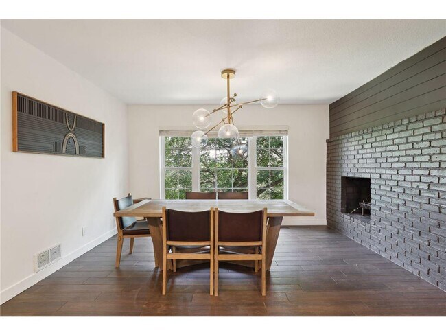 Building Photo - 6540 Navaho Trail