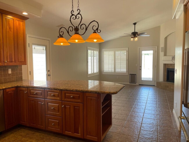 Building Photo - 21611 N 48th Pl