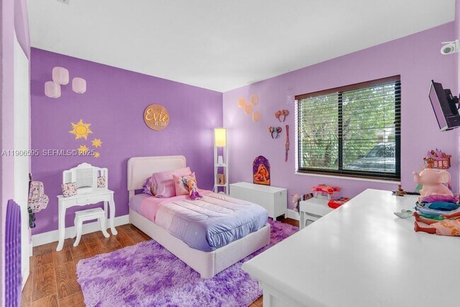 Building Photo - 1499 Yellowthroat St