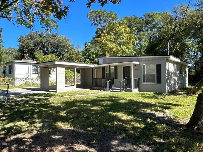 Building Photo - 10503 De Paul Dr