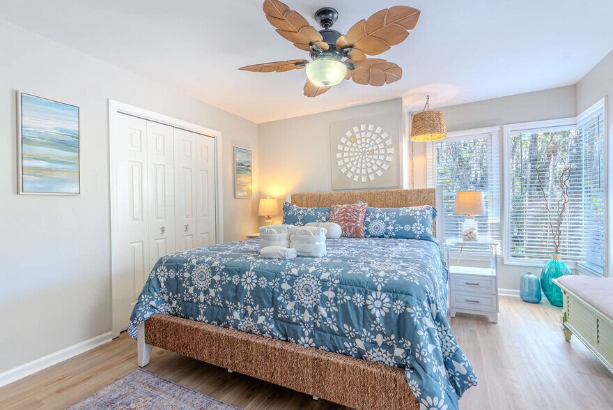 Building Photo - 137 Cordillo Pkwy