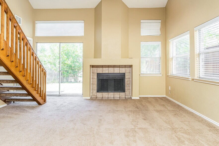 Building Photo - 1214 Lone Wolf Trail