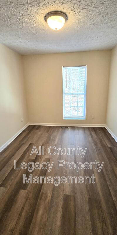 Building Photo - 2478 Piering Dr