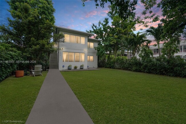 Building Photo - 171 NE 46th St