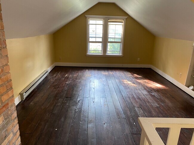 Master Bedroom - 1343 6th St S