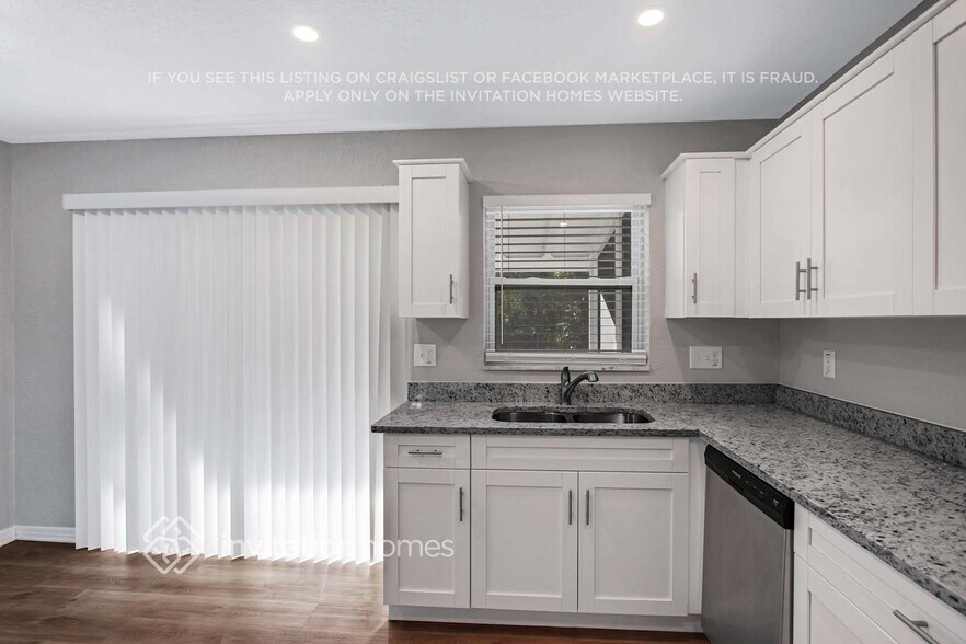 Building Photo - 1040 Edgehill Ave