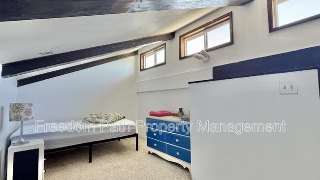Building Photo - 301 Iberian Way