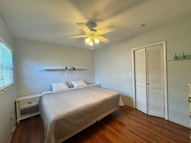 Building Photo - 2001 S Ocean Dr