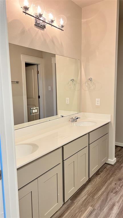 Building Photo - 600 Knopper St