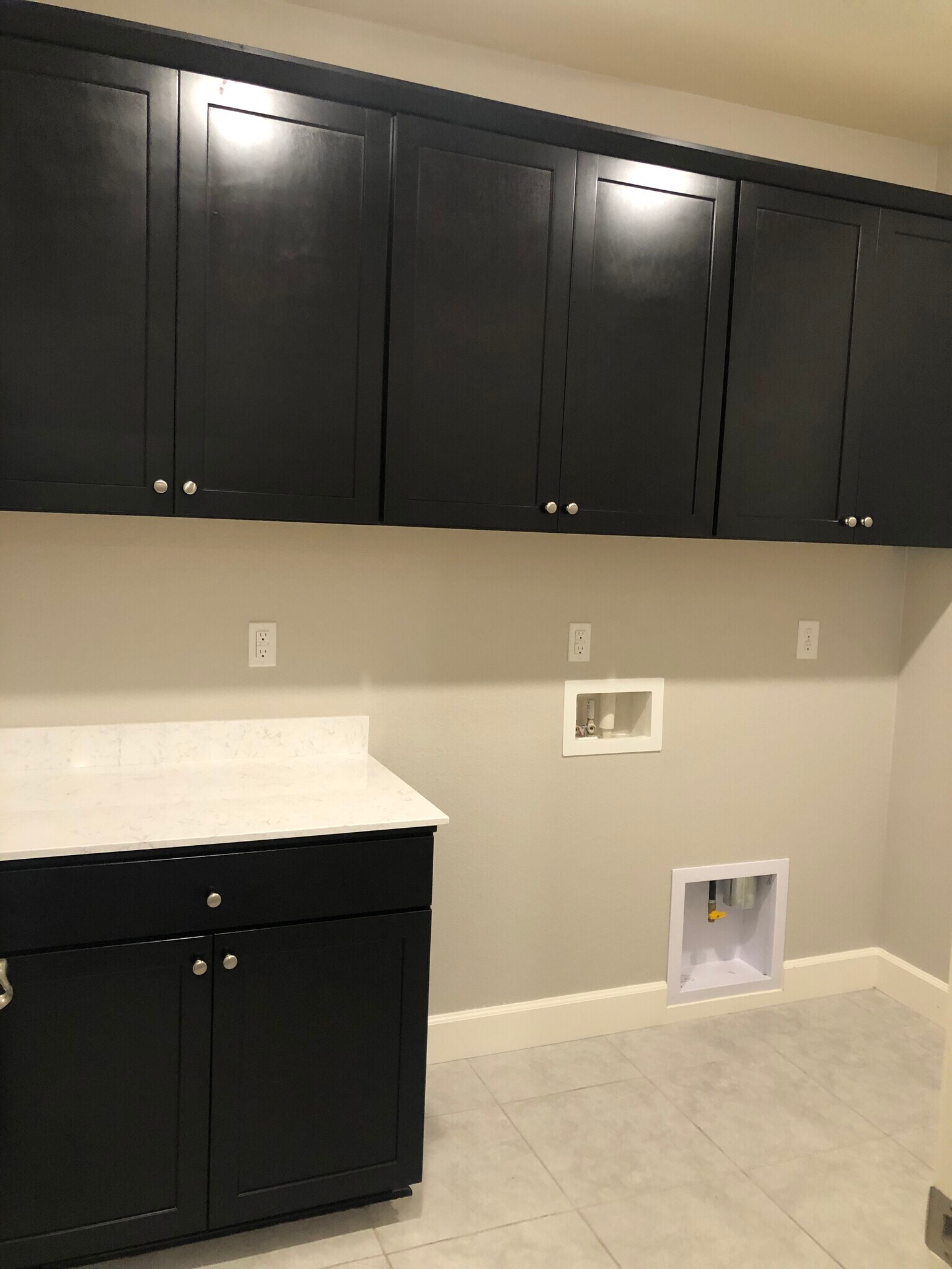 Laundry Room - 6142 Red Stable Rd