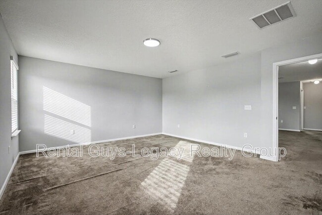 Building Photo - 5054 Oak Bend Ave