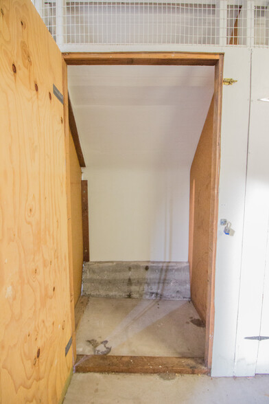 Building Photo - 533 8th Ave