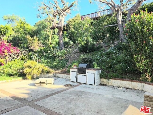 Building Photo - 1781 Benton Wy