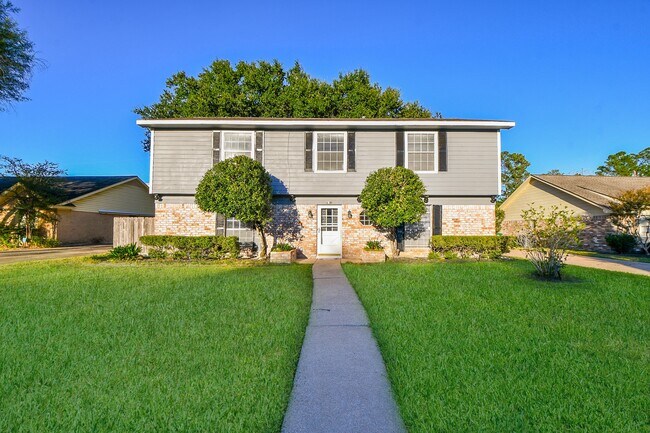 Building Photo - 7310 Ridge Oak Dr