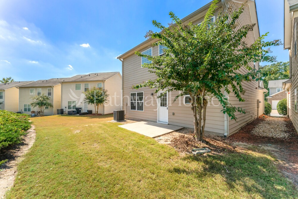 Building Photo - 2059 Appaloosa Way