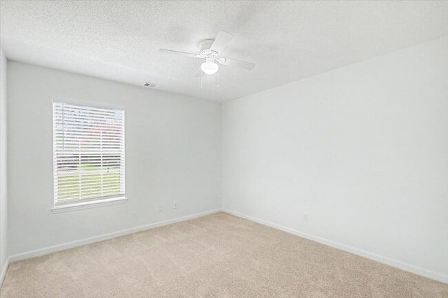 Building Photo - 4 Bed/2 Bath Updated Home in Richmond Heights