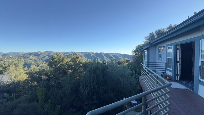 Building Photo - 20641 Medley Ln