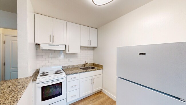 Primary Photo - 15439 Marty Dr