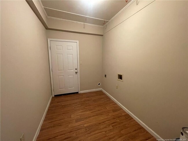 Building Photo - 3324 Gables Dr