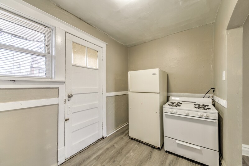 Building Photo - 4062 S Grand Blvd