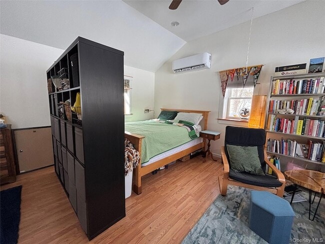 Building Photo - 273 S Rd