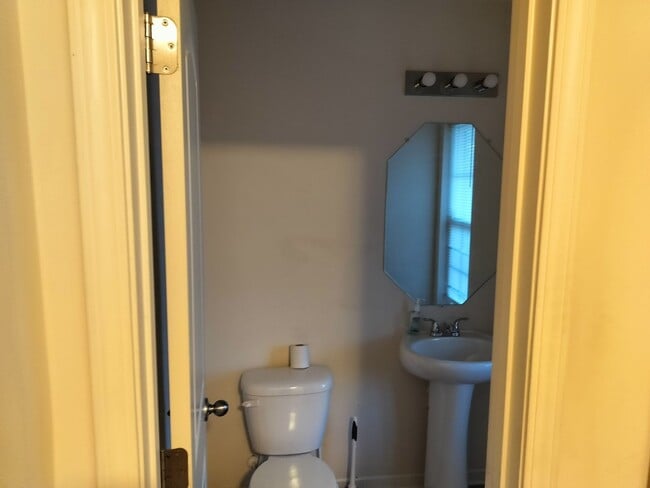 Building Photo - Space and Value