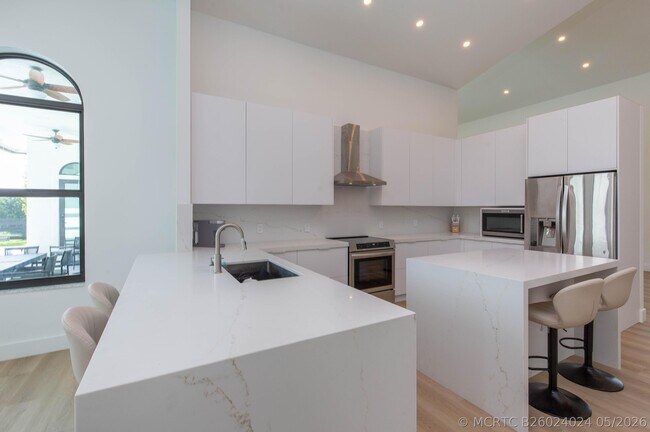 Building Photo - 14367 Belmont Trce