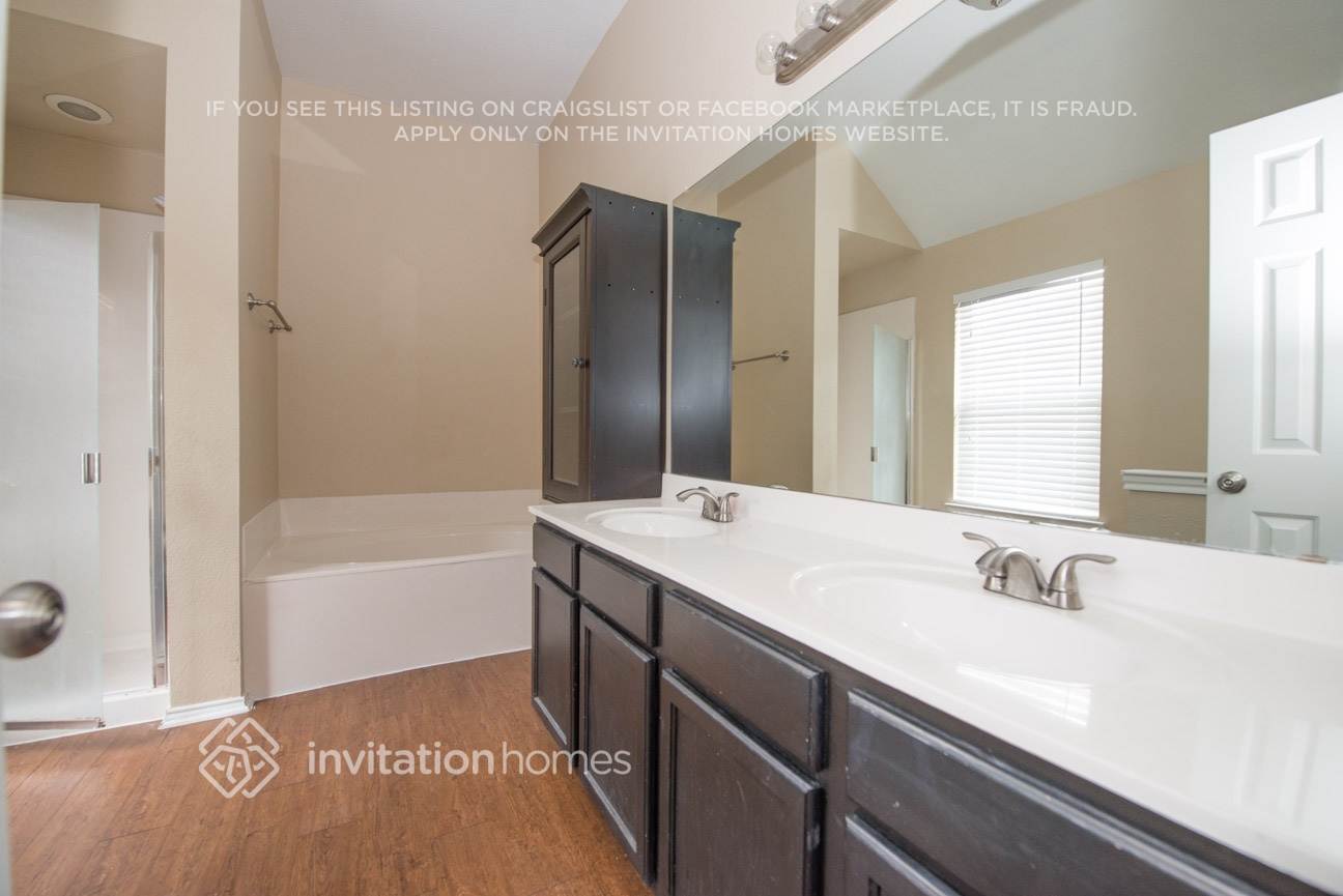 Building Photo - 7704 Cresswell Dr