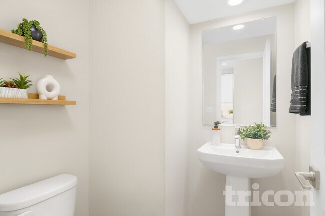 Building Photo - 10599 Barrena Lp