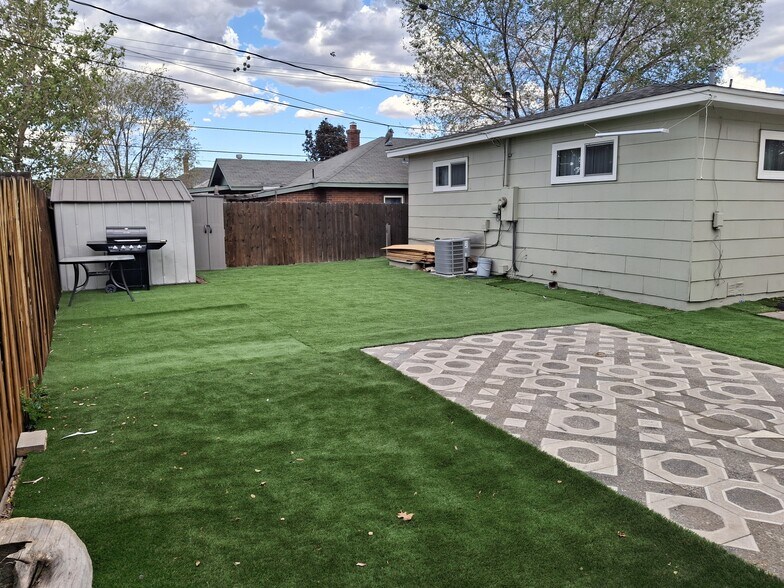 Backyard - 1410 E St