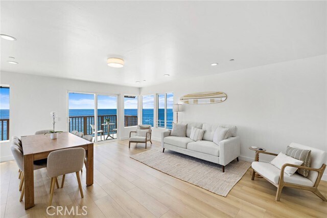 Building Photo - 1045 Gaviota Dr