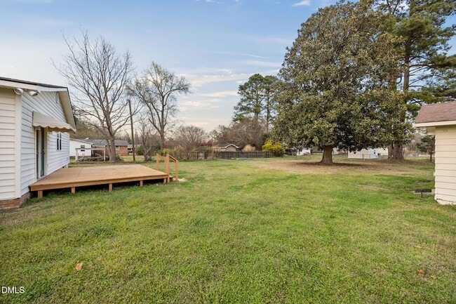 Building Photo - 131 Fairview Village Rd