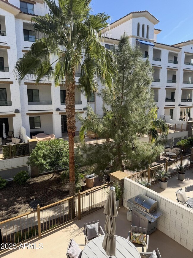 Building Photo - 2511 W Queen Creek Rd