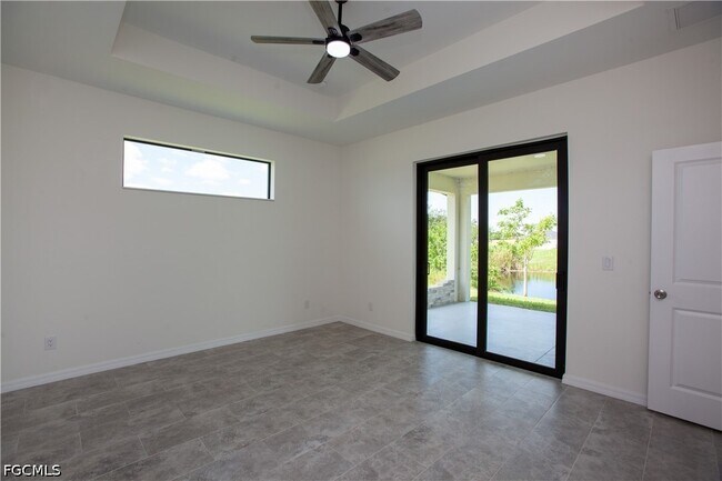 Building Photo - 2102 NW 6th Pl