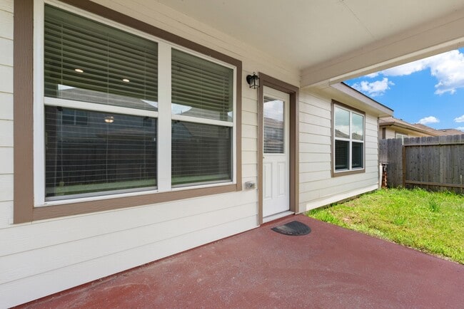 Building Photo - 17555 Greystanes Rd