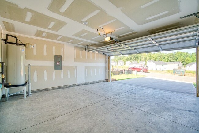 Building Photo - 580 Millsgate Cir