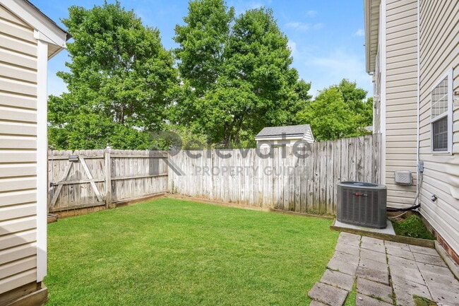 Building Photo - 5504 Springwater Ln