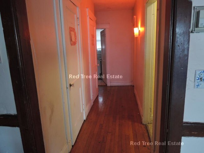 Building Photo - 1711 Commonwealth Ave