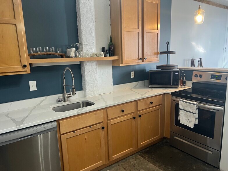 Kitchen 1 - 523 Grand Blvd